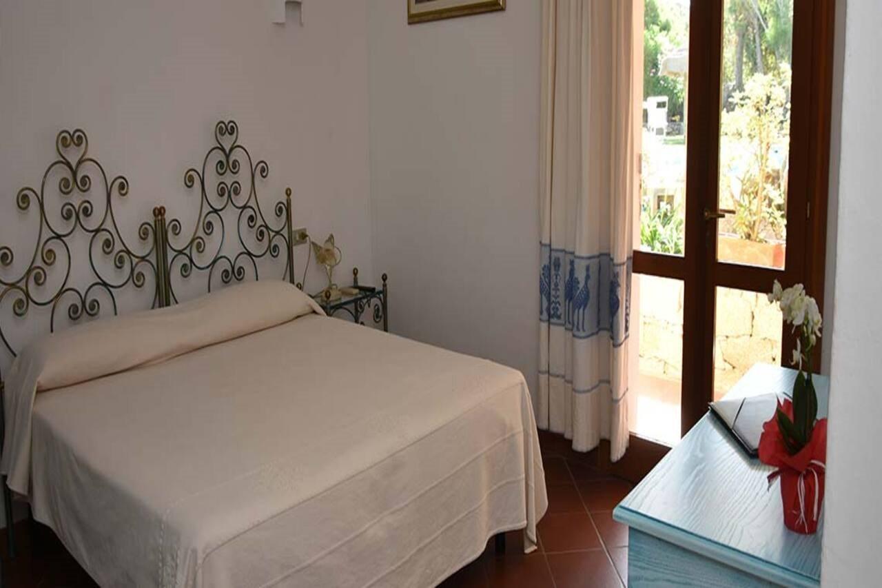 Hotel Il Piccolo Golf بورتو كيرفو المظهر الخارجي الصورة