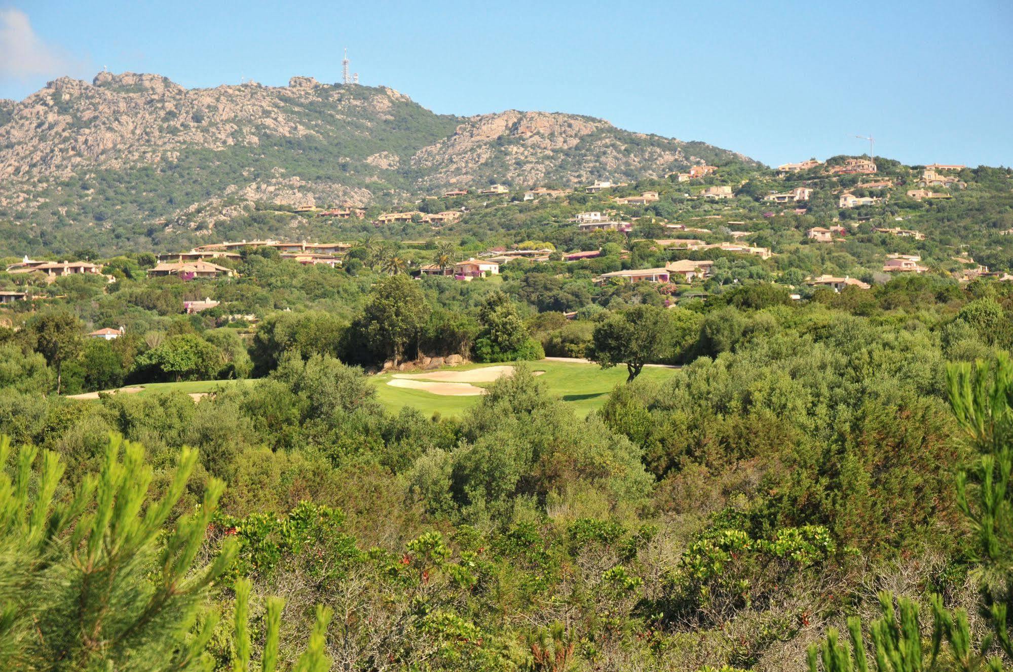 Hotel Il Piccolo Golf بورتو كيرفو المظهر الخارجي الصورة
